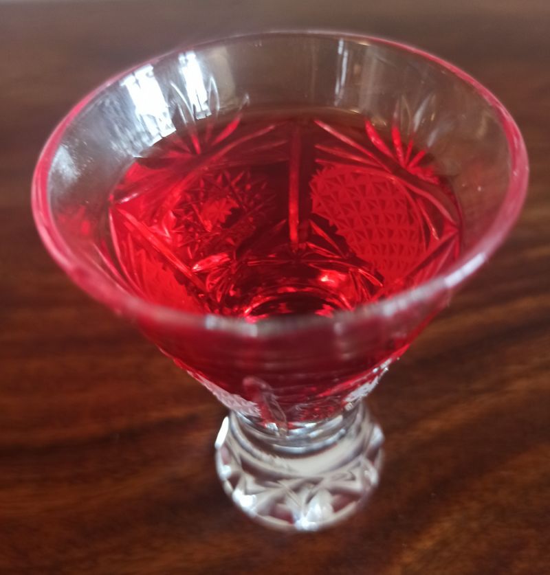 Nalewka z jarzębiny na rumie Nalewka z jarzębiny na rumie