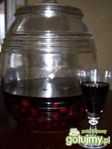 Nalewka z wiśni Nalewka z wiśni