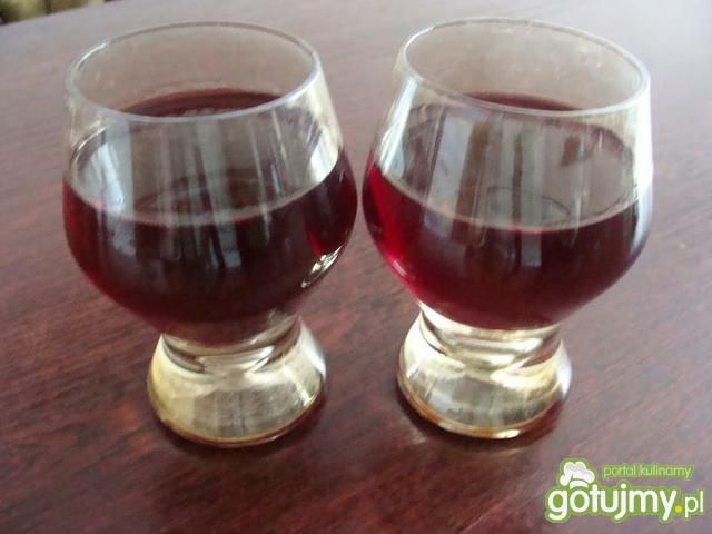 Nalewka z wiśni Nalewka z wiśni