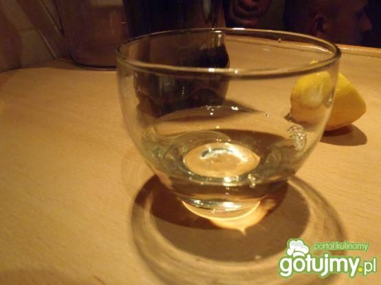 Napój alkoholowy - wino z colą
