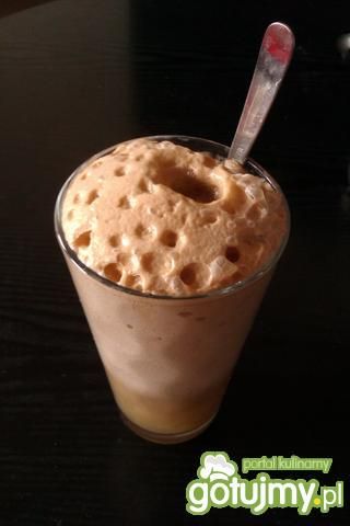 Napój z lodami