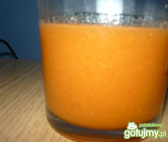 Napój z marchwi i jabłek  Napój z marchwi i jabłek