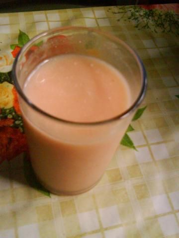 Napój z serwatki z ketchupem