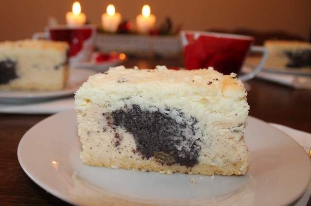 Nasz seromakowiec pod kokosową pianką