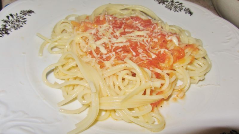 Neapolitańskie spaghetti Neapolitańskie spaghetti