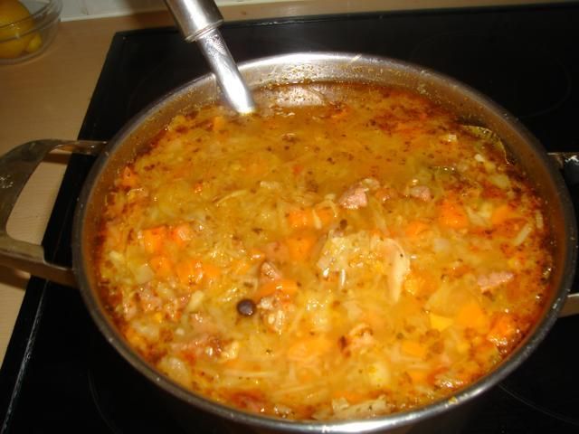 Niby kapuśniaczek. Niby kapuśniaczek.