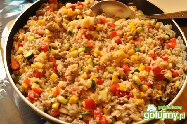 Niby-risotto mięsno-warzywne Niby-risotto mięsno-warzywne