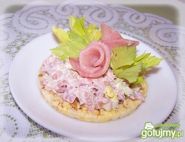 Niedzielny smakołyk śniadaniowy  Niedzielny smakołyk śniadaniowy