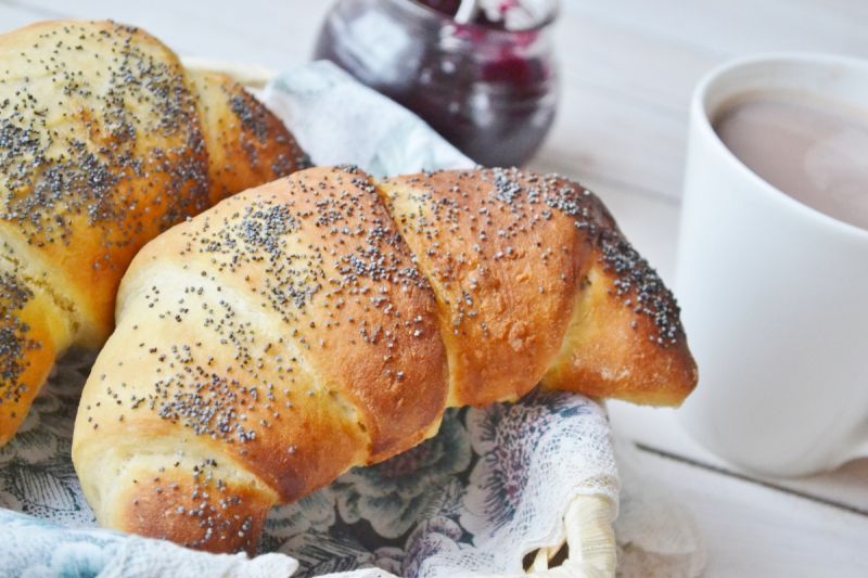 Nocne rogale z makiem