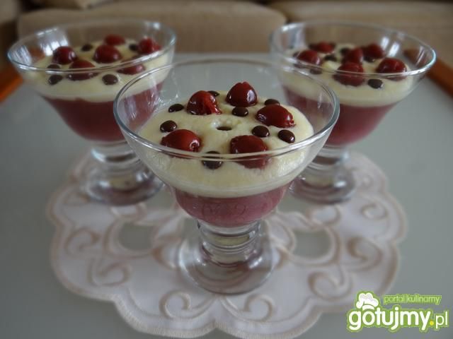 Norweski deser z kaszką manną Norweski deser z kaszką manną