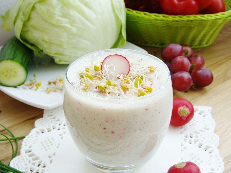 Nowalijkowy koktajl Nowalijkowy koktajl