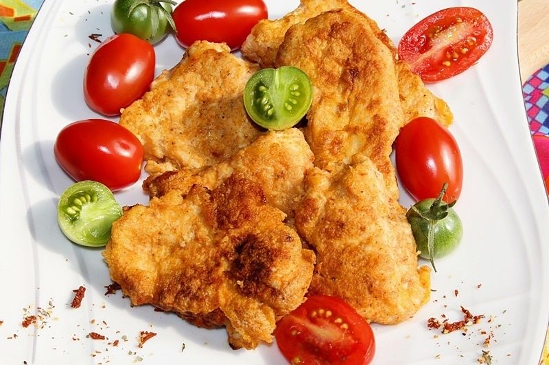 Nuggetsy z kurczaka w jajku i kaszy mannie