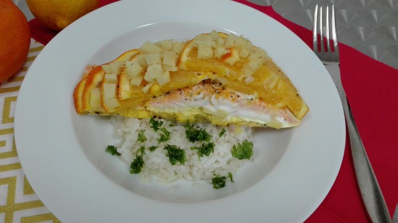 Obiad nr 5 Łosoś w pomarańczach Dieta 1200 kalorii Obiad nr 5 Łosoś w pomarańczach Dieta 1200 kalorii