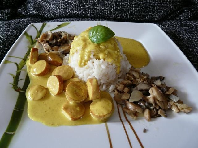 Obiadek z sosem curry ;-)
