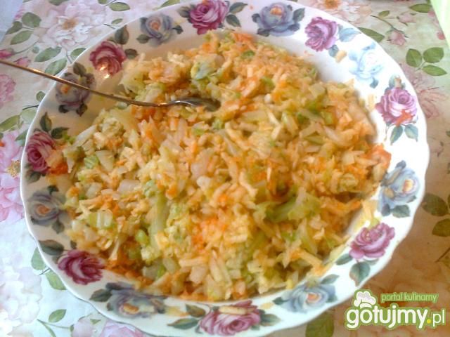 Obiadowa surówka z kapusty Obiadowa surówka z kapusty
