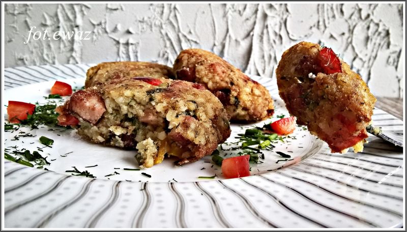 Obiadowe kotleciki z kaszy bulgur Obiadowe kotleciki z kaszy bulgur