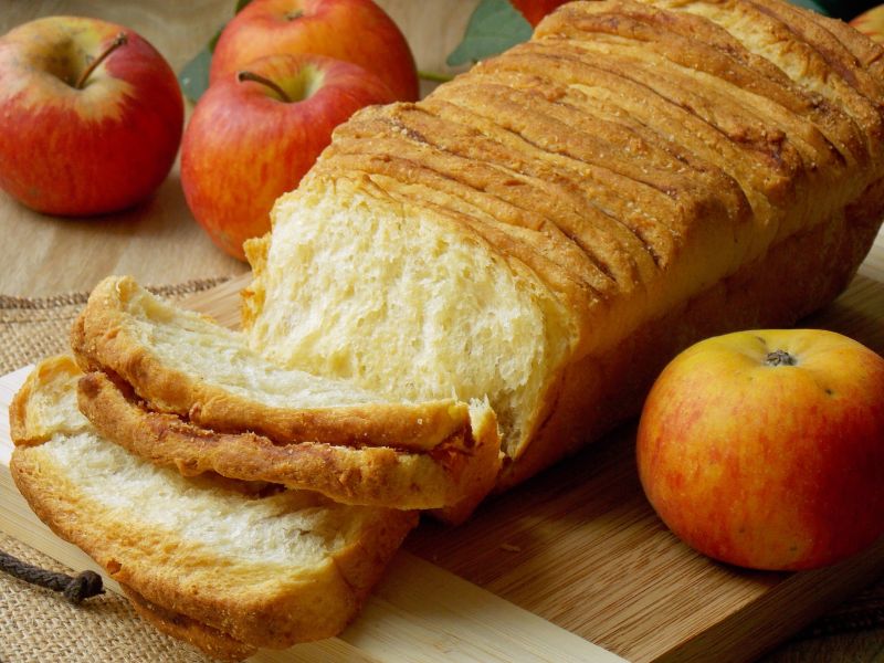 Odrywana drożdżówka z pigwowcem Odrywana drożdżówka z pigwowcem