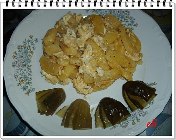 Odsmażane kluski Eli z jajkiem Odsmażane kluski Eli z jajkiem