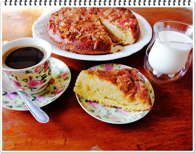 Odwrócone ciasto Eli z rabarbarem Odwrócone ciasto Eli z rabarbarem