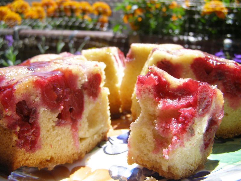 Odwrócone ciasto z wiśniami