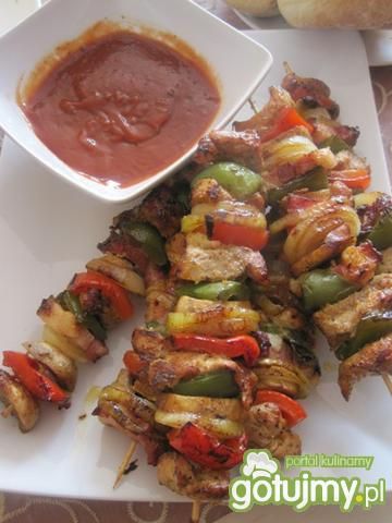 Ogniste szaszłyki z sosem meksykańskim