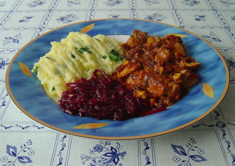 Ognisty gulasz chili z piekarnika