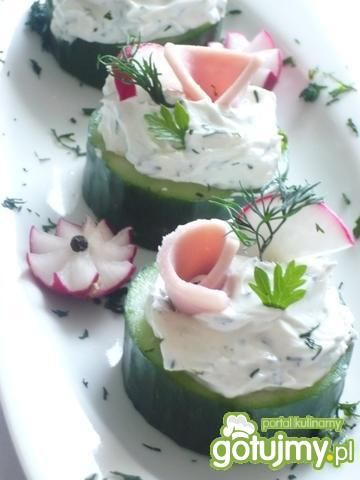 Ogórek na dwa kęsy Ogórek na dwa kęsy