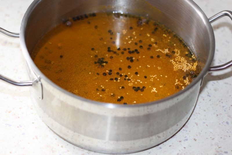 Ogórki kanapkowe w zalewie z curry
