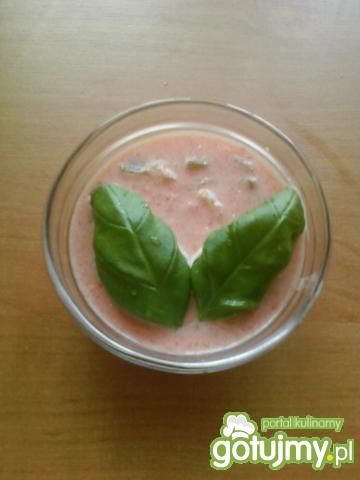 Ogórki kiszone w przecierze ze śmietaną