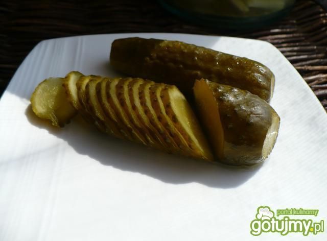 Ogórki małosolne 11