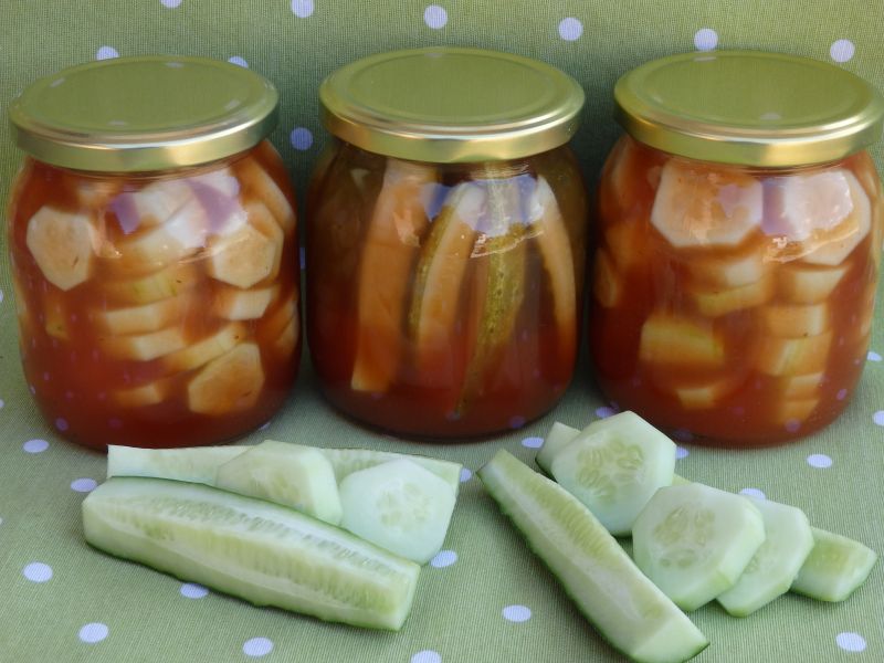 Ogórki w zalewie keczupowej