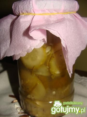 Ogórki w zalewie pieprzowej