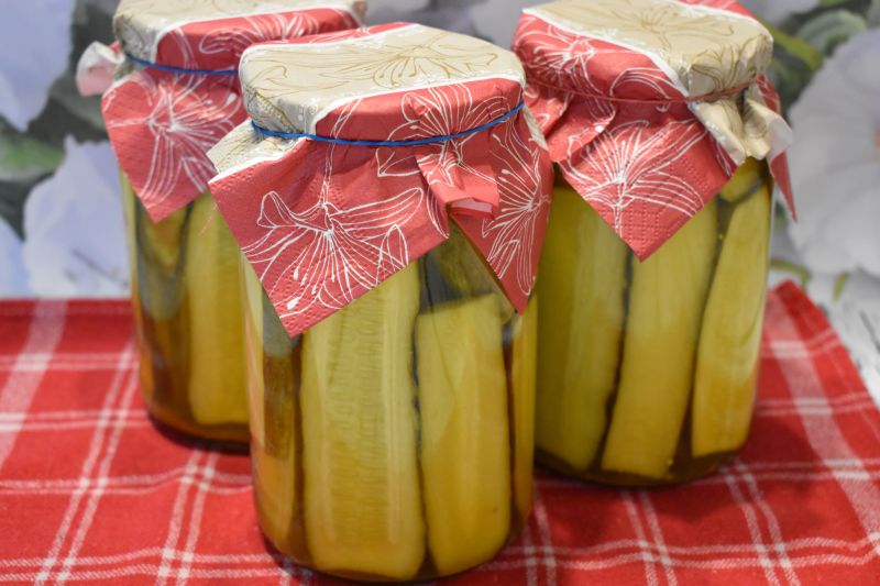 Ogórki z curry Ogórki z curry