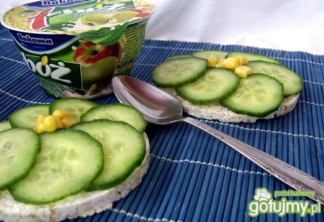 Ogórkowa przekąska z jogurtem 7zbóż 