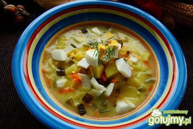 Ogórkowa z jajeczkiem  Ogórkowa z jajeczkiem