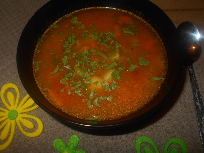 Ogórkowa z pomidorami Ogórkowa z pomidorami