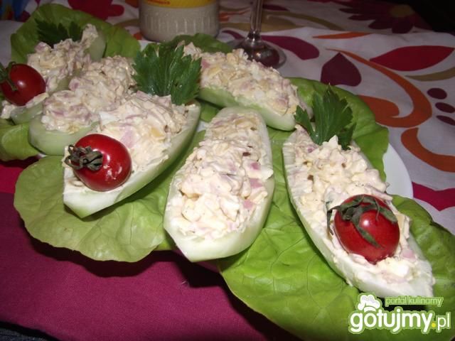 Ogórkowe łódeczki