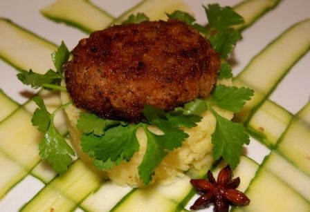 Ogórkowe tagliatelle w anyżkowym dresingu Ogórkowe tagliatelle w anyżkowym dresingu