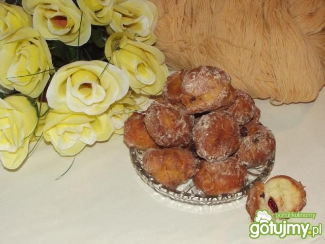 Oliebollen - pączki holenderskie Oliebollen - pączki holenderskie