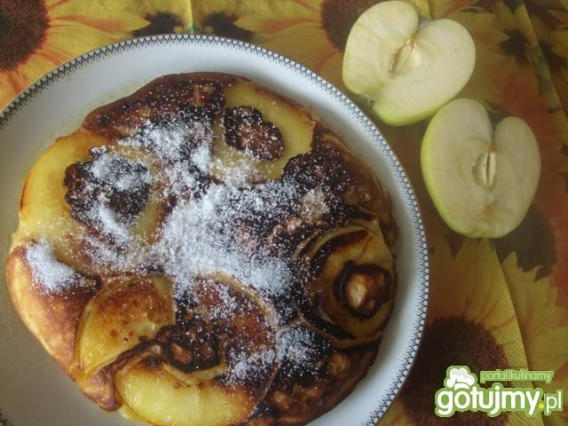 Omlecik z jabłkami Omlecik z jabłkami
