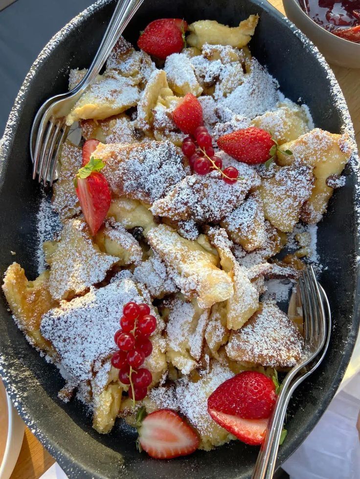 Omlet cesarski Kaiserschmarrn Omlet cesarski Kaiserschmarrn