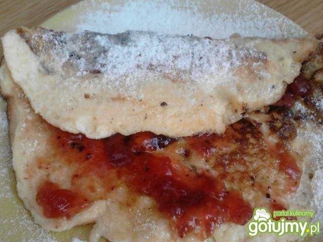Omlet śmietankowy z dżemem