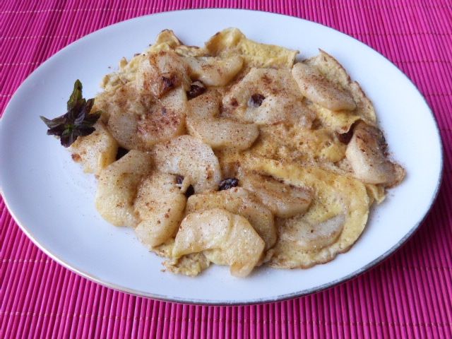 Omlet z jabłkami na słodko