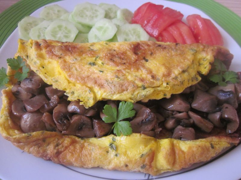 Omlet z pieczarkami Omlet z pieczarkami