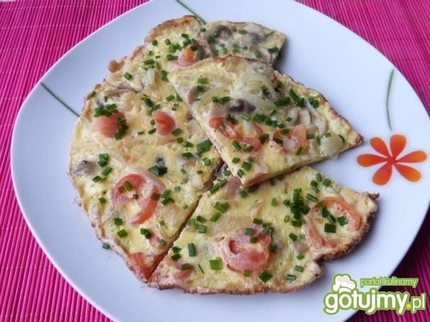 Omlet z pieczarkami i pomidorami Omlet z pieczarkami i pomidorami