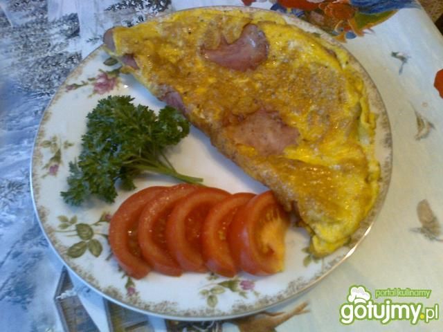 Omlet z podsuszaną kiełbasą