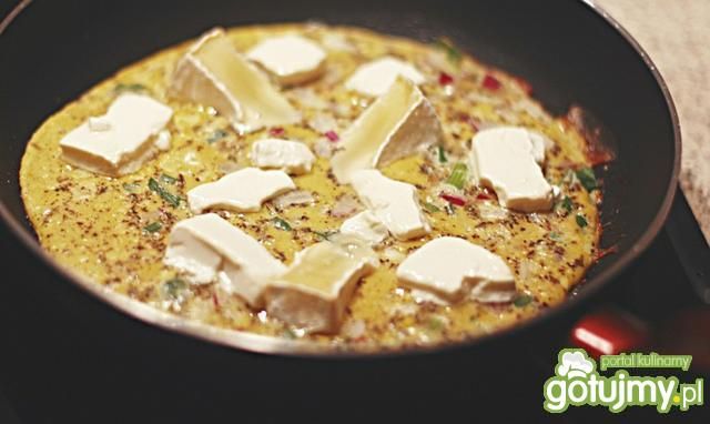 Omlet z serami Omlet z serami