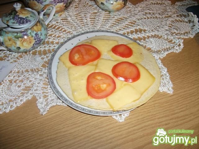Omlet z serem z pomidorem Omlet z serem z pomidorem