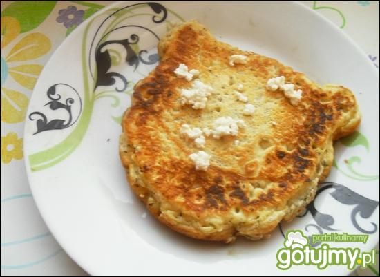 Omlet z twarożkiem w środku Omlet z twarożkiem w środku