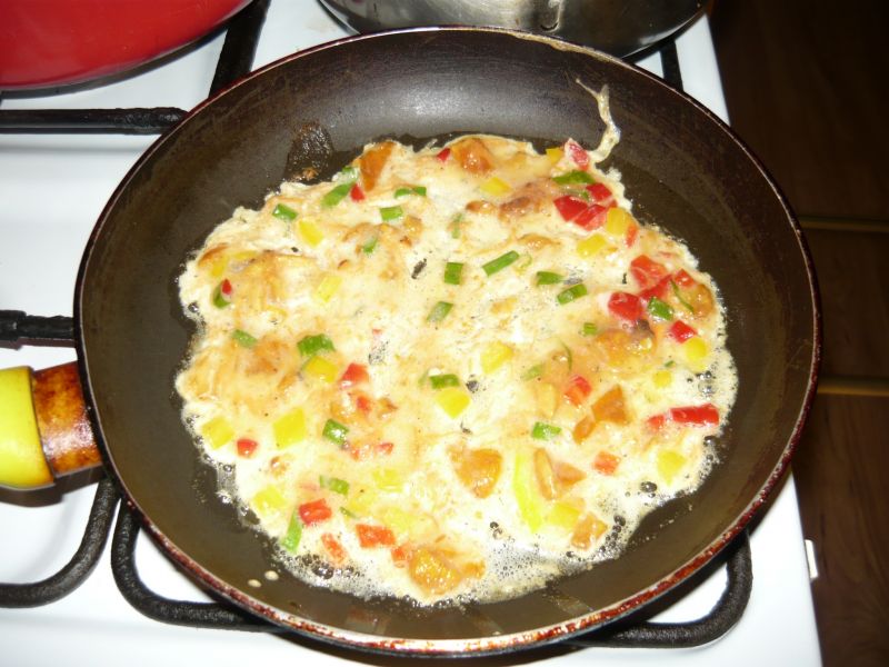 Omlet zawijany z kurkami